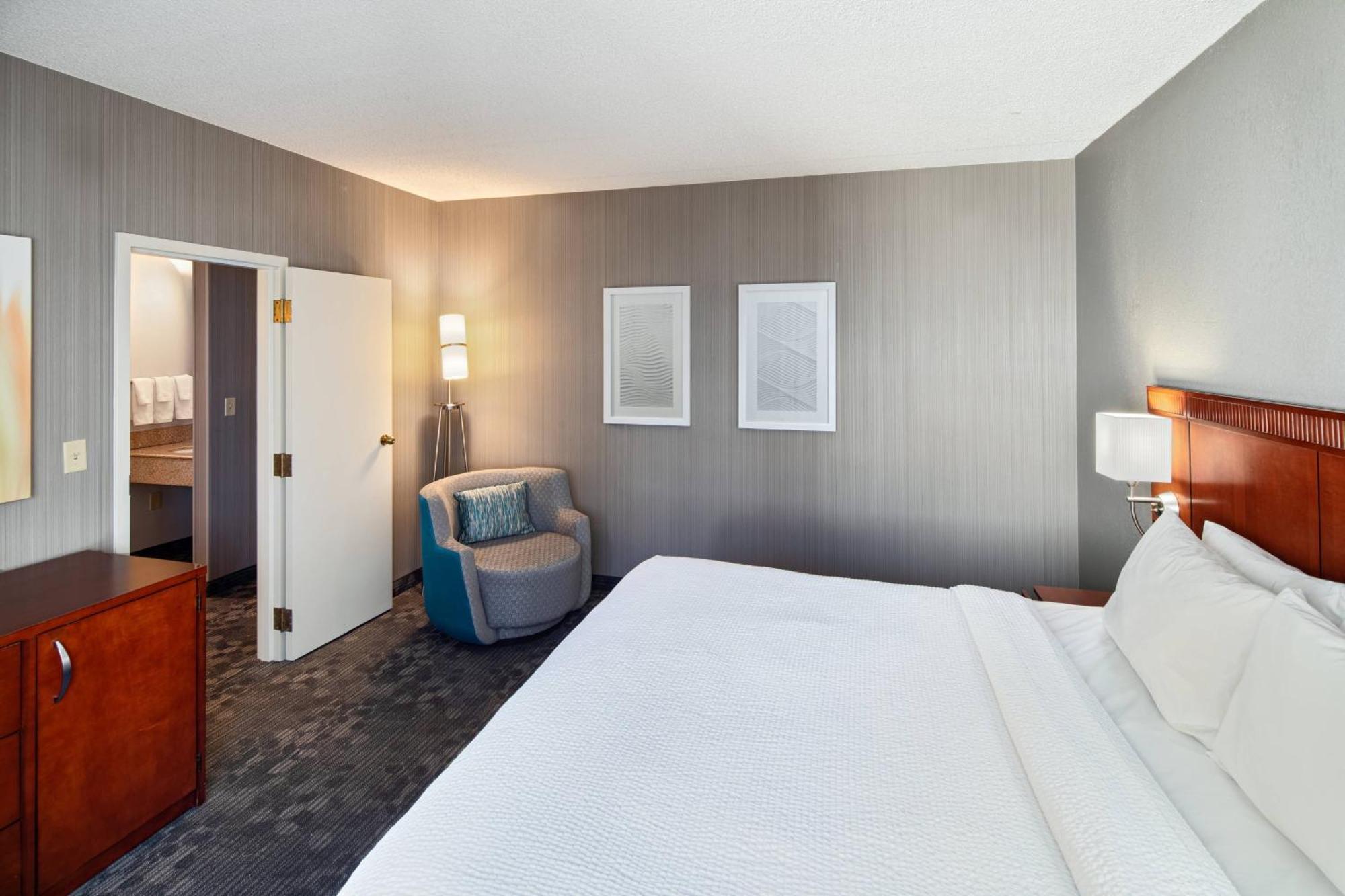 Courtyard Cincinnati Blue Ash Εξωτερικό φωτογραφία
