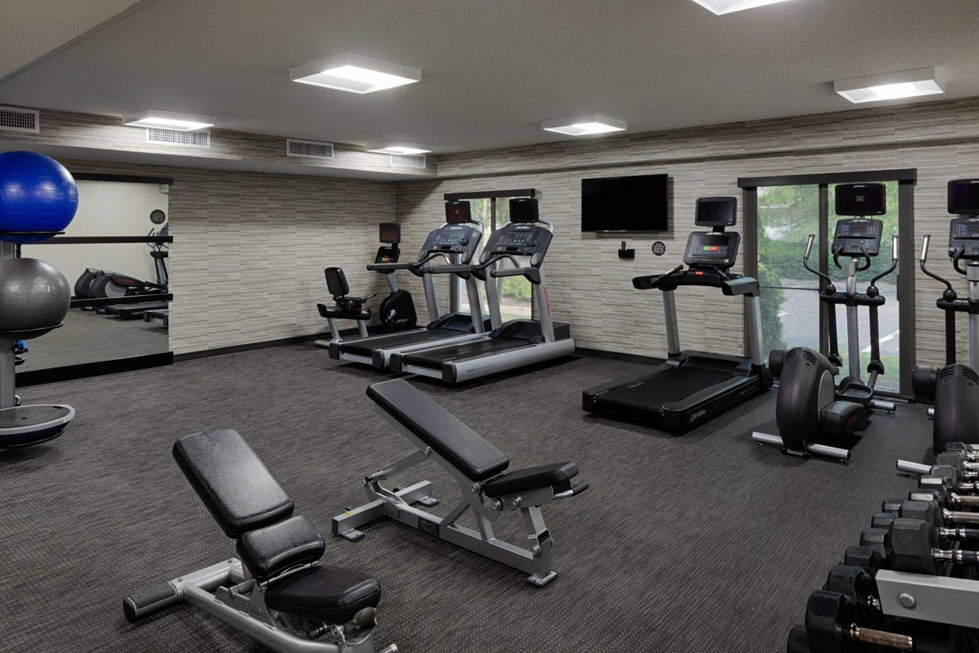 Courtyard Cincinnati Blue Ash Εξωτερικό φωτογραφία