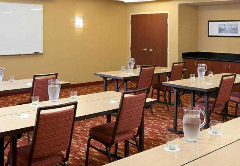 Courtyard Cincinnati Blue Ash Εξωτερικό φωτογραφία